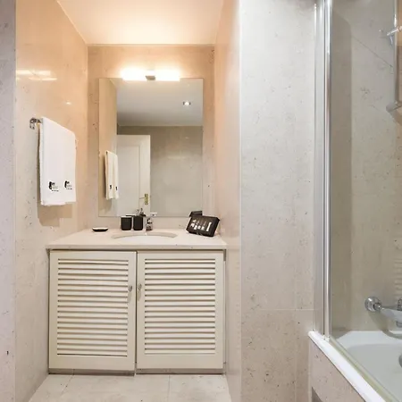 Executive Luxury Apartment